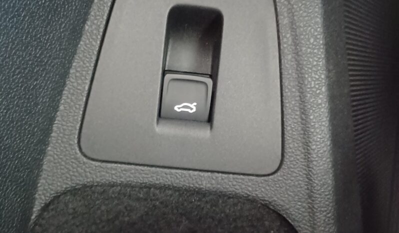 VOLKSWAGEN TIGUAN 2.0 TDI 122 CV LIFE completo