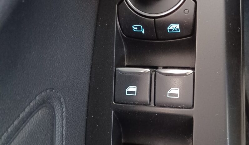 FORD FOCUS 1.0 ECOBOOST 125 CV ST. LINE completo