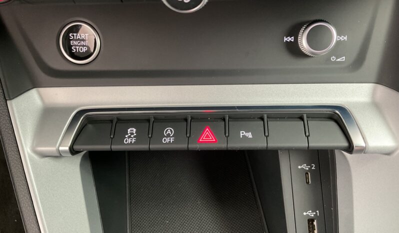 AUDI Q3 2.0 TDI 150 CV S- TRONIC ADVANCE completo
