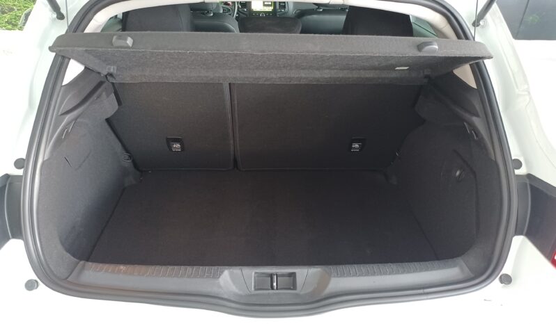 RENAULT MEGANE 1.5 DCI 115 CV BUSSINES BLUE completo