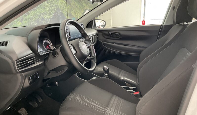 HYUNDAI BAYON 1.2 MPI 85 CV KLASS completo