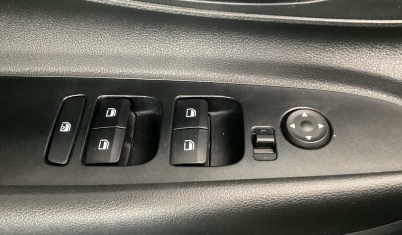 HYUNDAI BAYON 1.2 MPI 85 CV KLASS completo