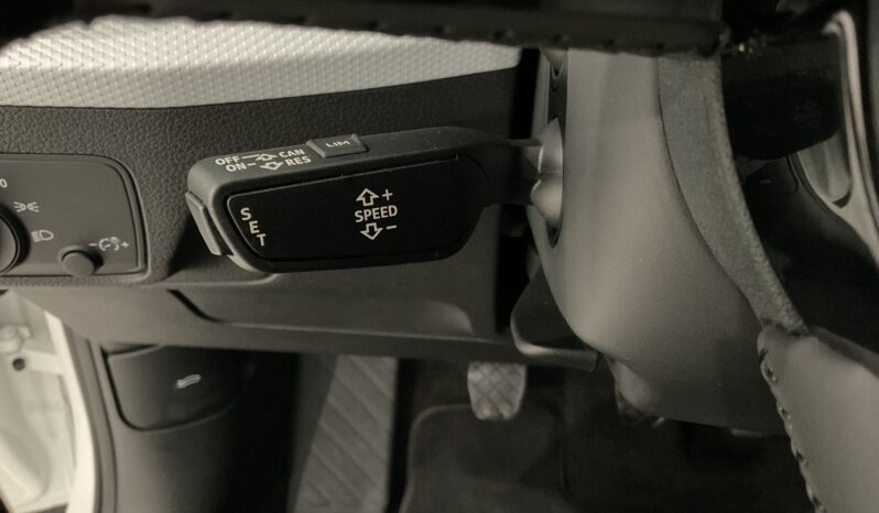 AUDI Q2 1.0 TFSI 115 CV DESING completo