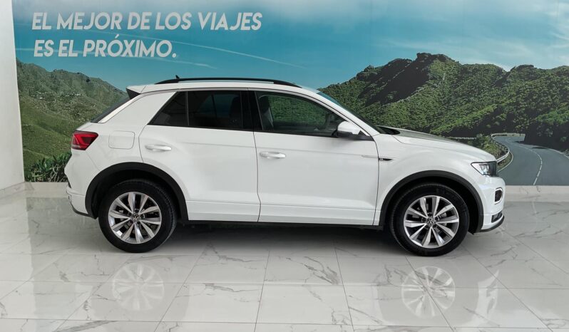VOLKSWAGEN T- ROC 1.0 TSI 110 CV R. LINE completo