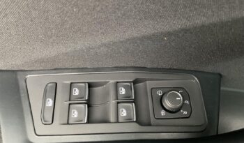 VOLKSWAGEN T- ROC 1.0 TSI 110 CV R. LINE completo