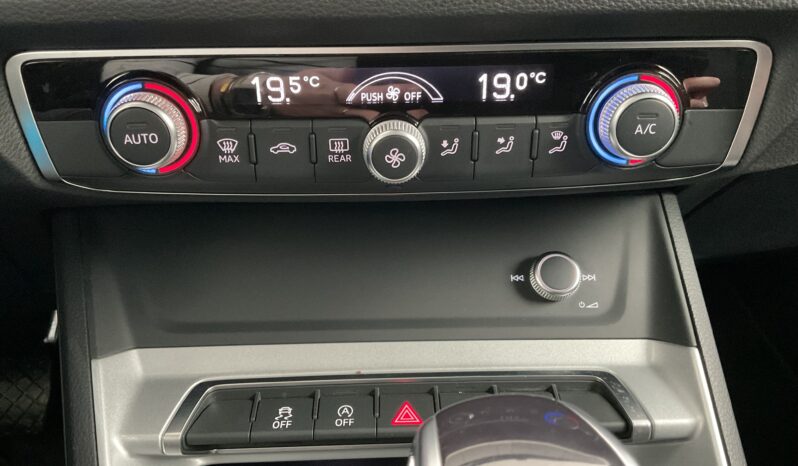 AUDI Q3 2.0 TDI 150 CV S- TRONIC ADVANCE completo