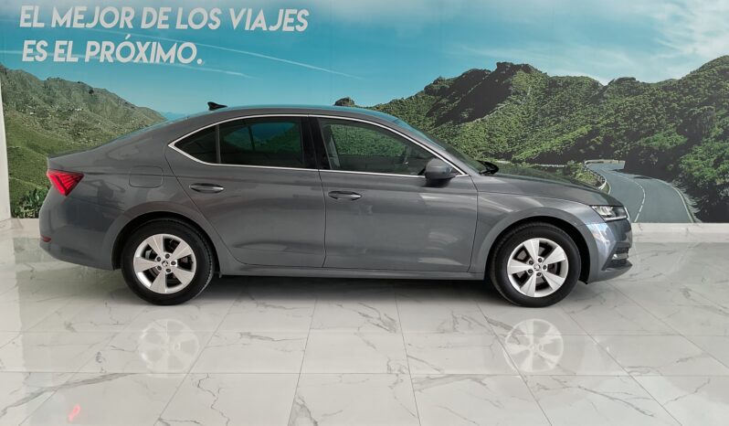 SKODA OCTAVIA 2.0 TDI 150 CV AMBITION completo
