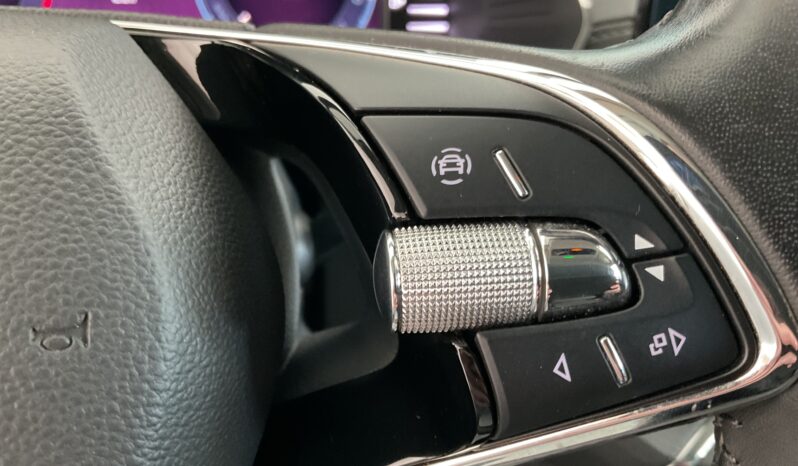 SKODA OCTAVIA 2.0 TDI 150 CV AMBITION completo