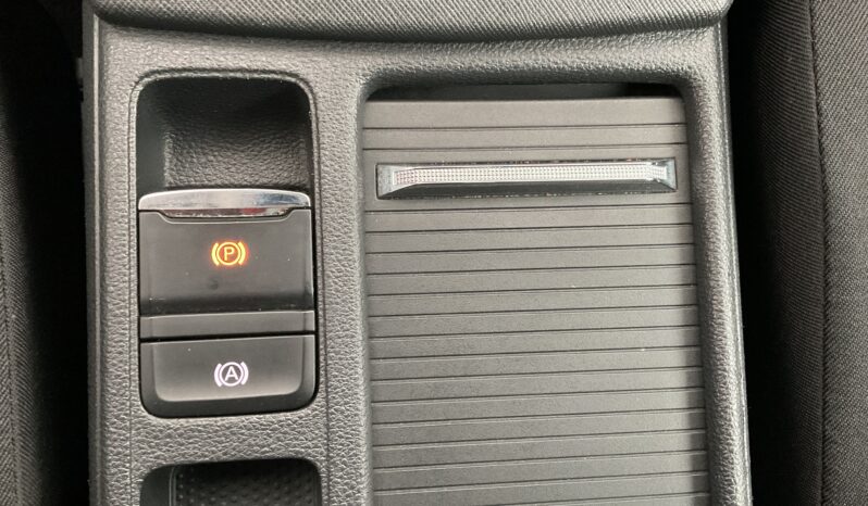 SKODA OCTAVIA 2.0 TDI 150 CV AMBITION completo