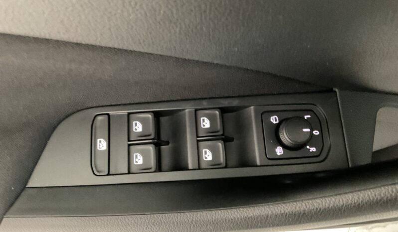 SKODA KAMIQ 1.0 TSI 110 CV AMBITION completo