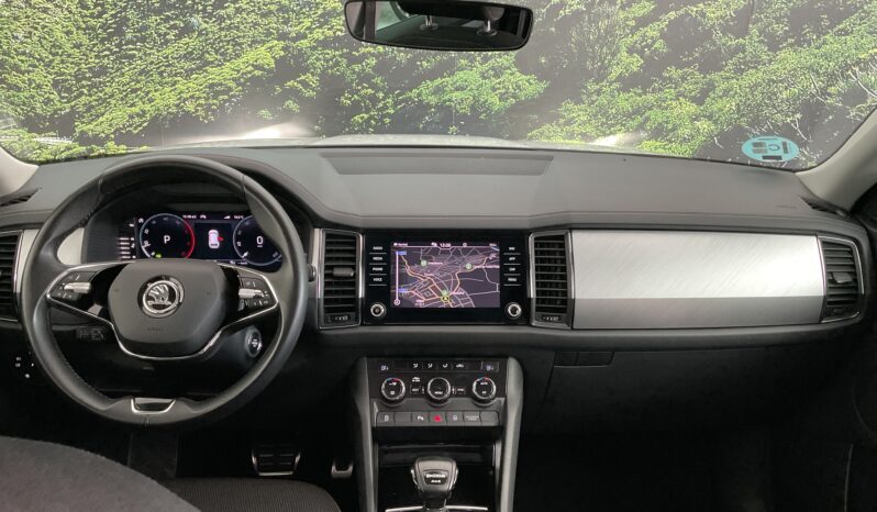 SKODA KODIAQ 2.0 TDI 150 CV DSG 4X4 AMBITION completo