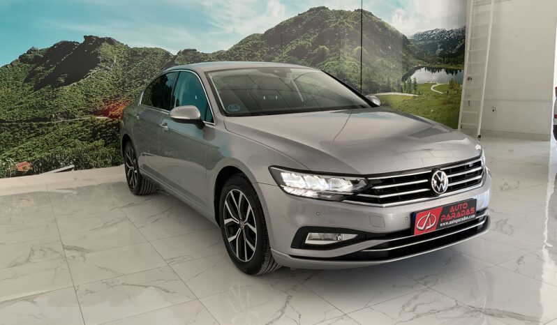 VOLKSWAGEN PASSAT 2.0 TDI 150 CV DSG EXECUTIVE completo