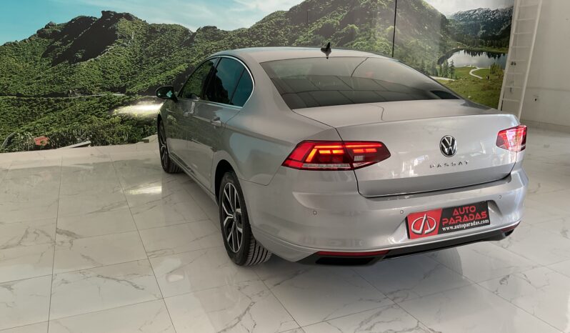 VOLKSWAGEN PASSAT 2.0 TDI 150 CV DSG EXECUTIVE completo