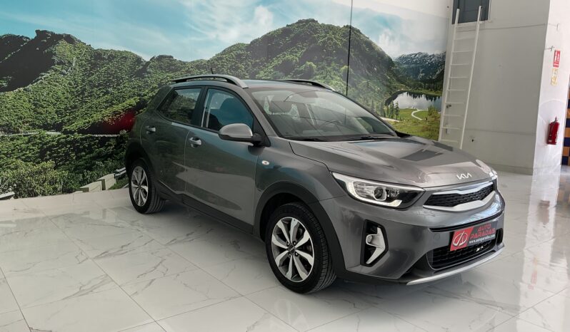 KIA STONIC 1.2 DPI 84 CV CONCEPT completo