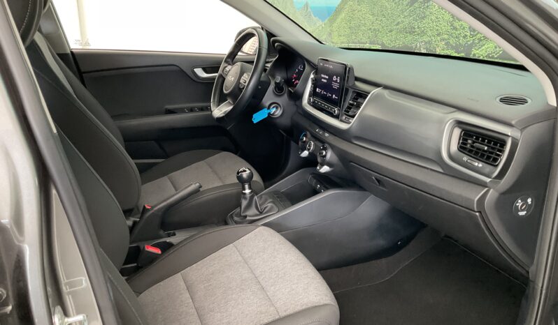 KIA STONIC 1.2 DPI 84 CV CONCEPT completo