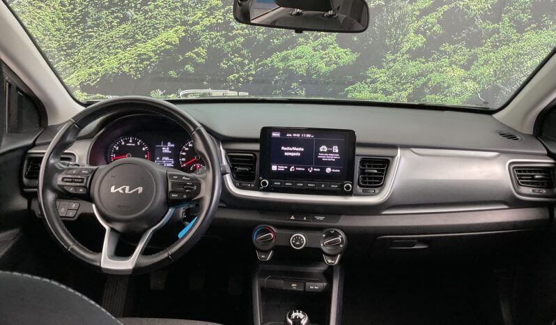 KIA STONIC 1.2 DPI 84 CV CONCEPT completo