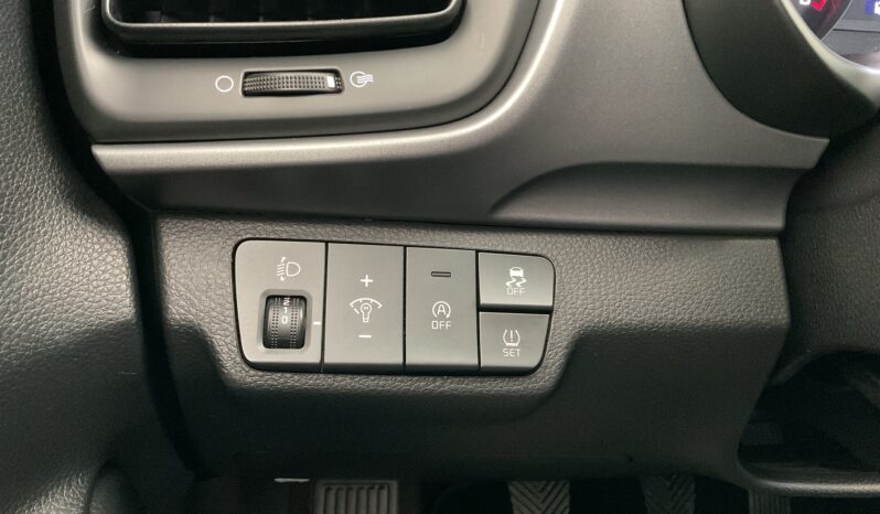 KIA STONIC 1.2 DPI 84 CV CONCEPT completo