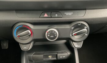 KIA STONIC 1.2 DPI 84 CV CONCEPT completo