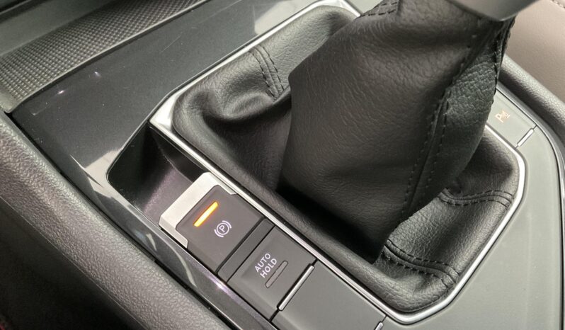 VOLKWAGEN TIGUAN 2.0 TDI 150 CV URBAN SPORT completo
