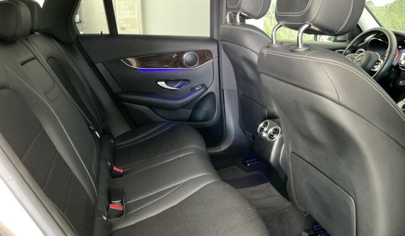 MERCEDES GLC 220 D 4 MATIC (AUTOMÁTICO) completo