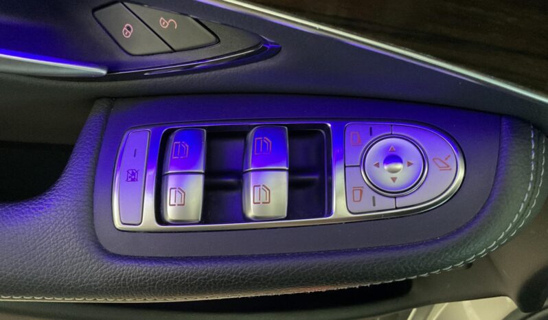 MERCEDES GLC 220 D 4 MATIC (AUTOMÁTICO) completo