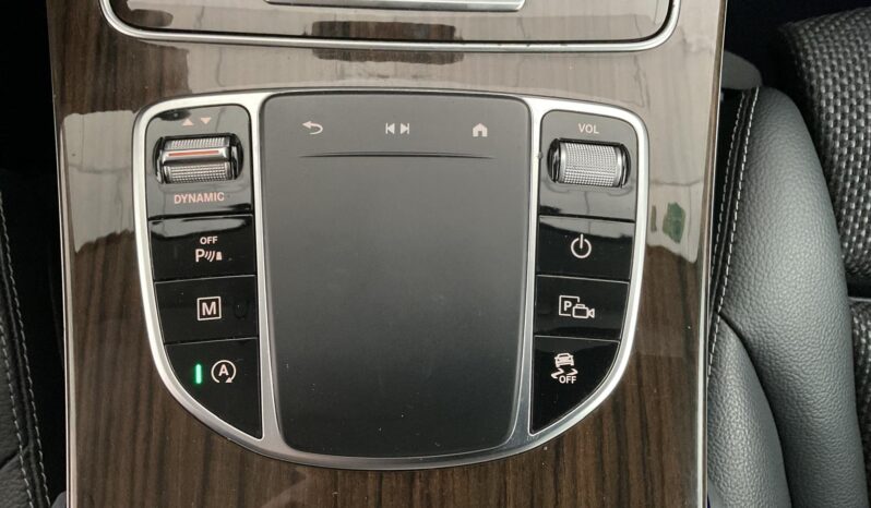 MERCEDES GLC 220 D 4 MATIC (AUTOMÁTICO) completo