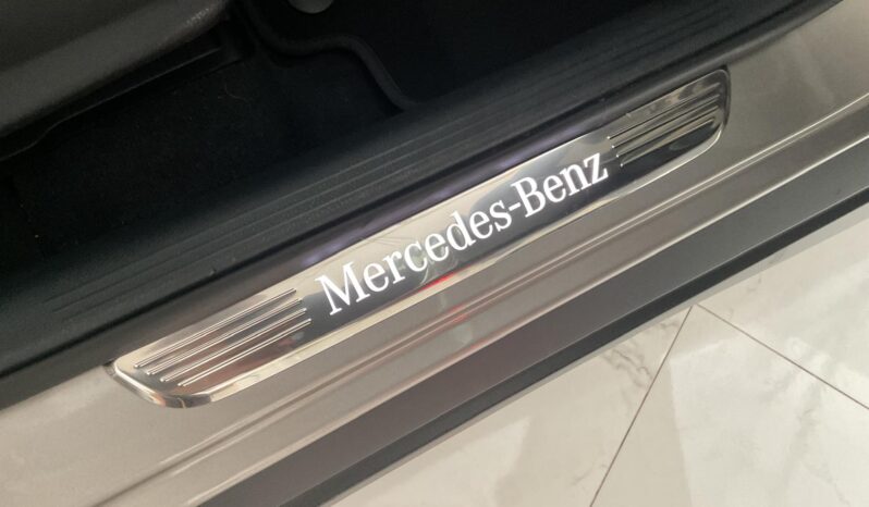 MERCEDES GLC 220 D 4 MATIC (AUTOMÁTICO) completo