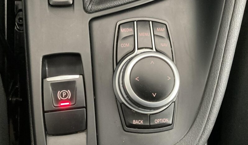 BMW X1 AUTOMÁTICO 1.5 INJ 136 CV S DRIVE completo
