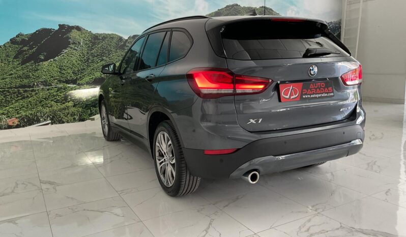 BMW X1 AUTOMÁTICO 1.5 INJ 136 CV S DRIVE completo
