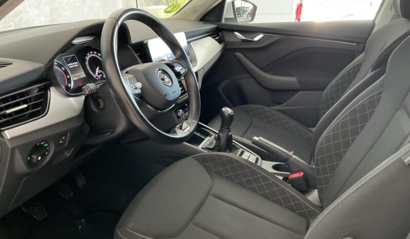 SKODA KAMIQ 1.0 TSI 95 CV AMBITION completo
