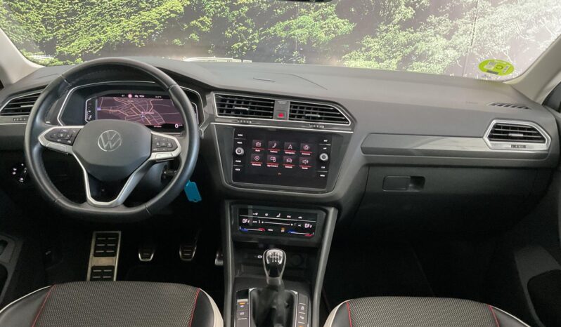 VOLKSWAGEN TIGUAN 2.0 TDI 150 CV URBAN SPORT completo