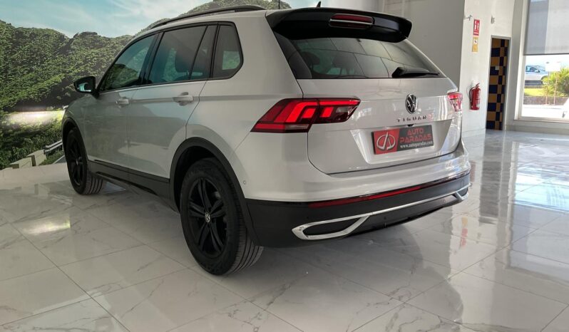 VOLKSWAGEN TIGUAN 2.0 TDI 150 CV URBAN SPORT completo