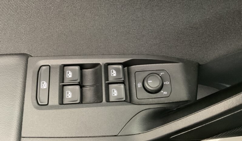 SEAT LEON 2.0 TDI 115 CV STYLE SAND completo