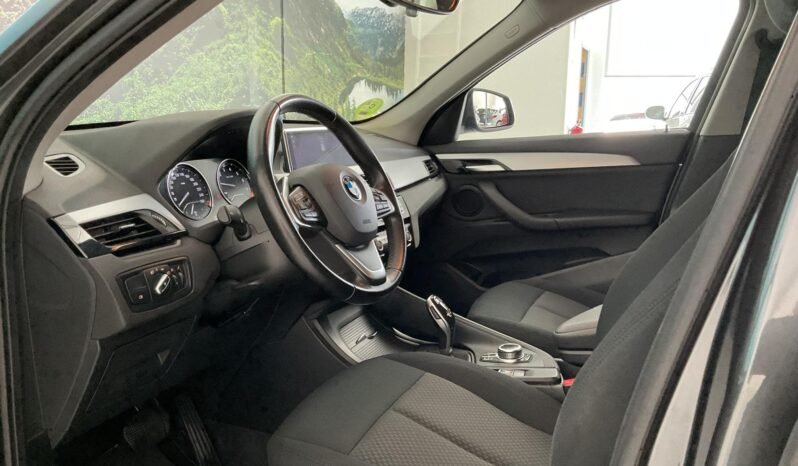 BMW X1 AUTOMÁTICO 1.5 INJ 136 CV S DRIVE completo
