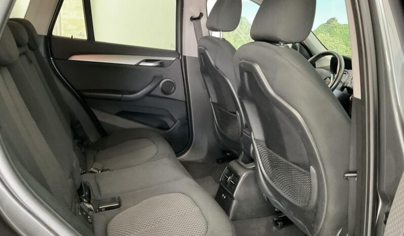 BMW X1 AUTOMÁTICO 1.5 INJ 136 CV S DRIVE completo