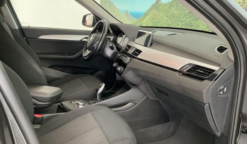 BMW X1 AUTOMÁTICO 1.5 INJ 136 CV S DRIVE completo
