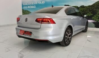 VOLKWAGEN PASSAT 2.0 TDI 150 CV EXECUTIVE completo