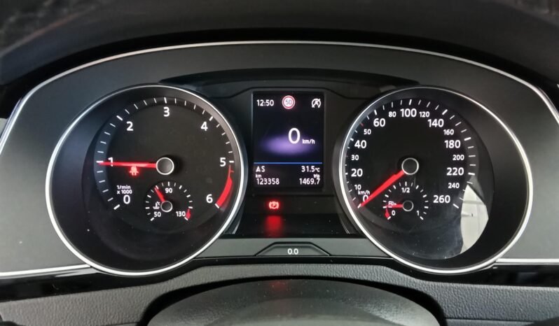 VOLKWAGEN PASSAT 2.0 TDI 150 CV EXECUTIVE completo