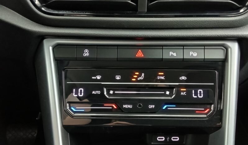 VOLKSWAGEN T- ROC 1.5 TSI 150 CV MAS completo