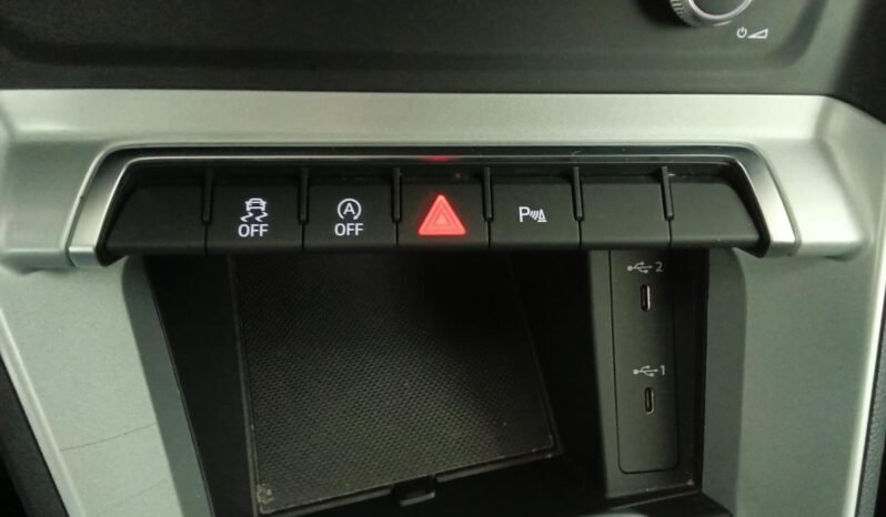 AUDI Q3 1.5 TFSI 150 CV S- TRONIC ADVANCE completo